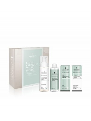 BYE BYE ACNE! Beauty box