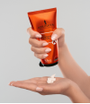 ANTI-CELLULITE Fat burning krema z grelnim učinkom ANTI-CELLULITE Fat burning krema z grelnim učinkom